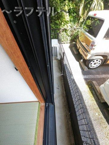 所沢市大字山口のアパートのバルコニー