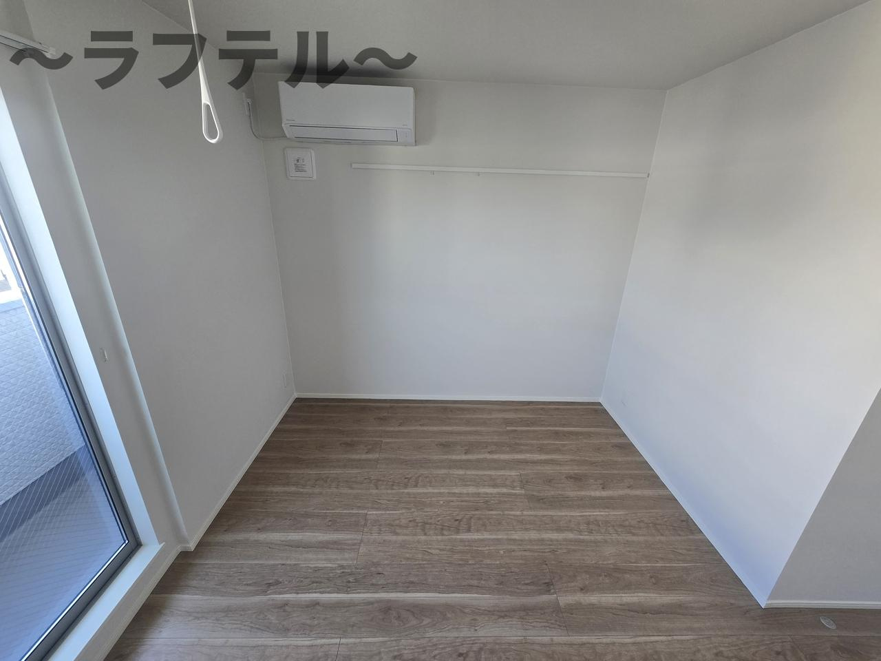 GRADUS 武蔵藤沢Ⅲの居間・リビング|同メーカー施工　別部屋イメージ写真