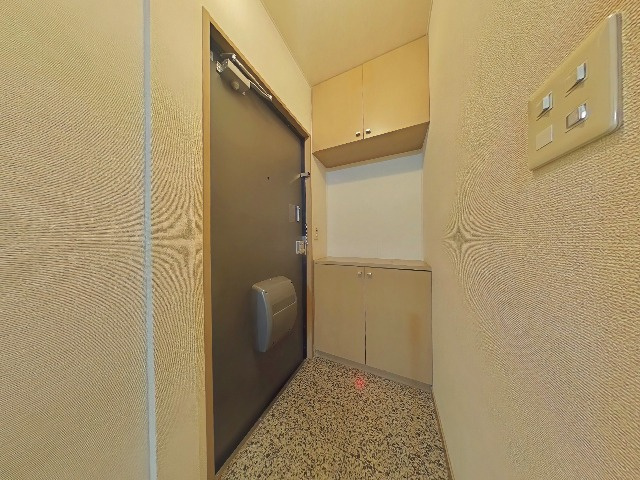サンビレッジ南春日丘I棟の玄関