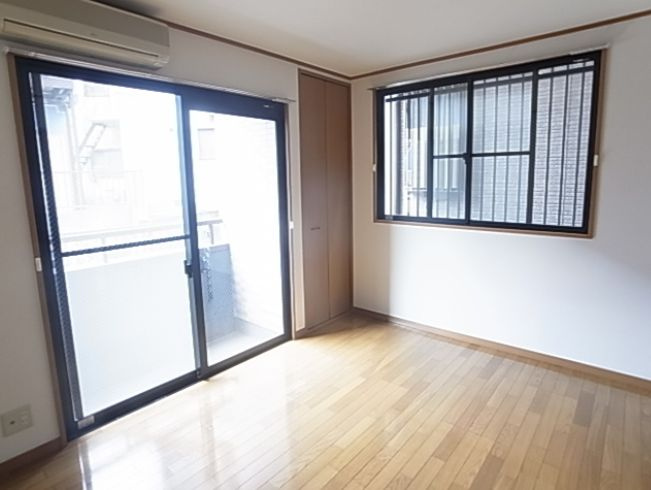 サンパティーク本町の居間・リビング