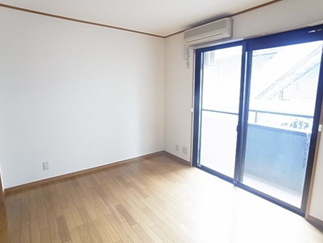 サンパティーク本町の寝室