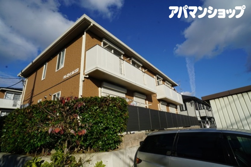 クレストヒルズＢ棟の外観