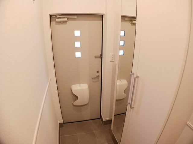プロムナード　メゾン　Ｋの玄関