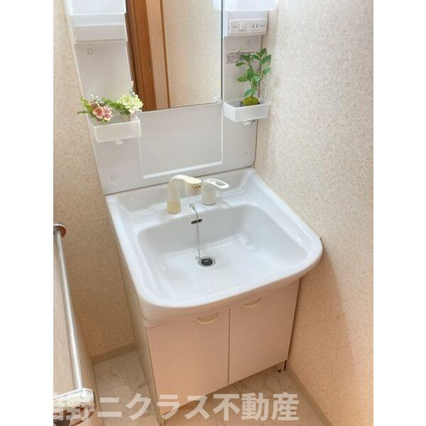 美章園メゾン寿の洗面所