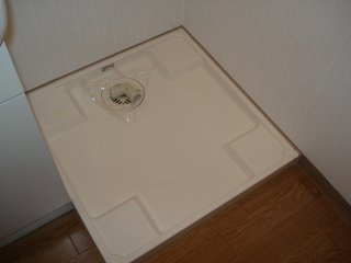 プラムハウスのその他|洗濯機置場