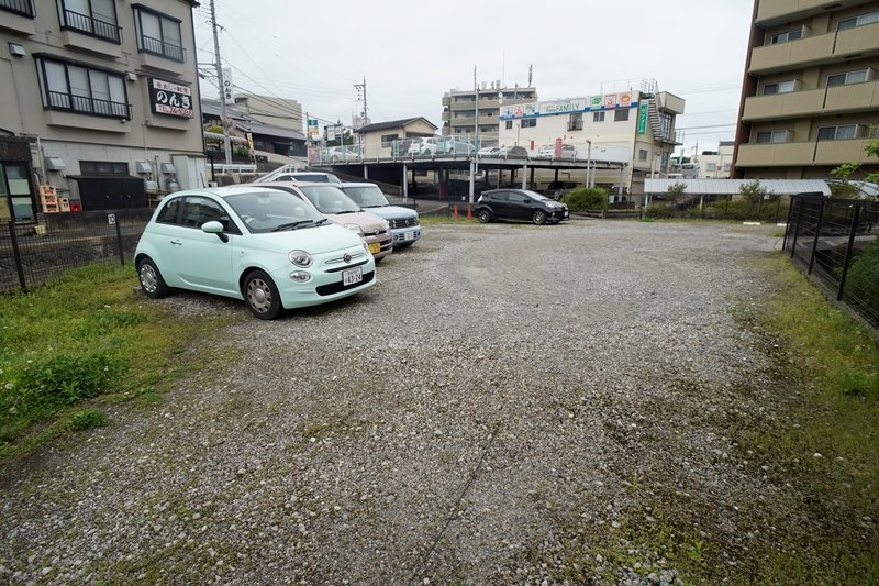 ビヨンドエミネンスＣ棟の駐車場