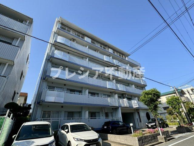 ジオレミヨ甲子園口の外観