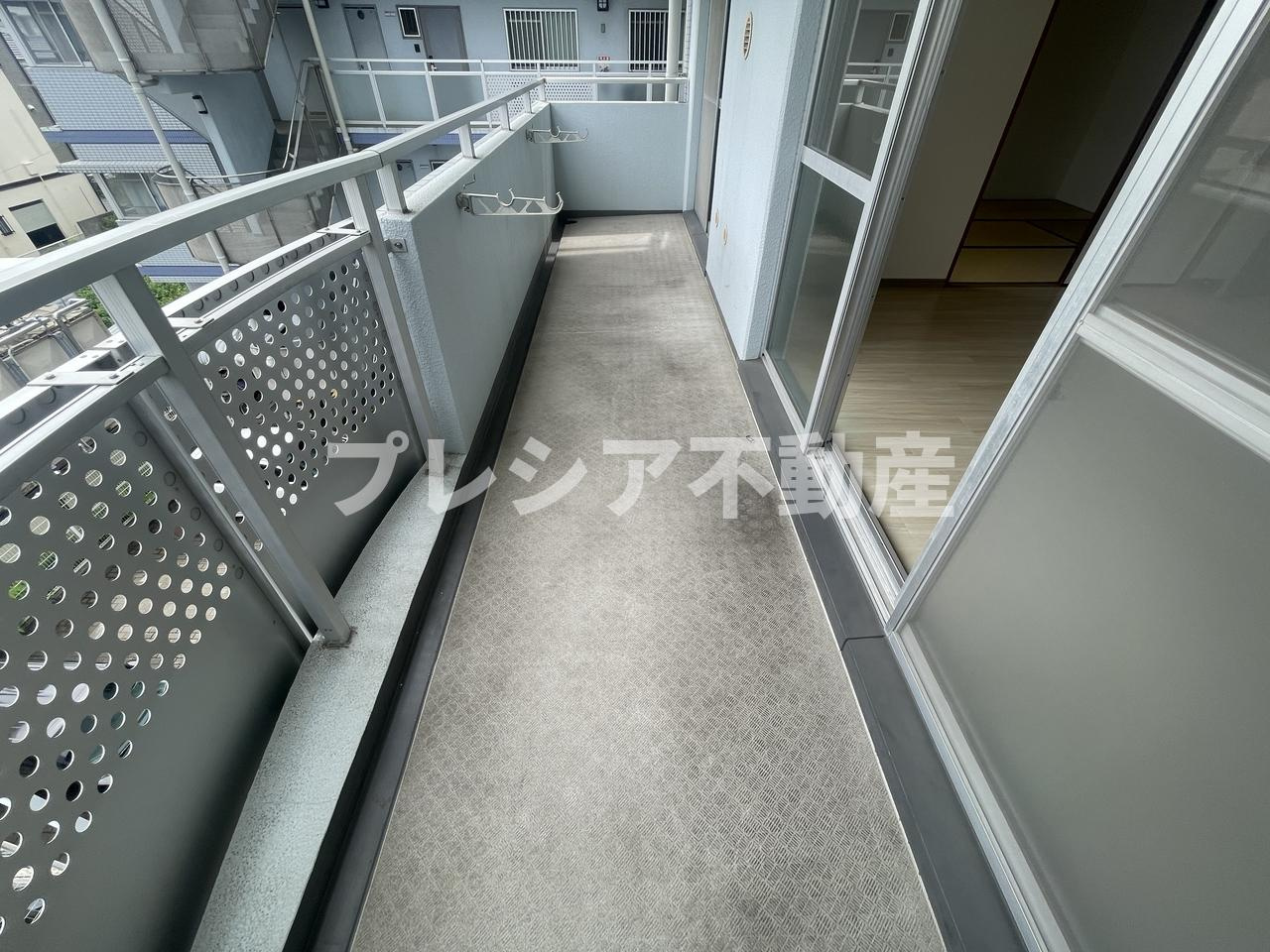 ジオレミヨ甲子園口のバルコニー