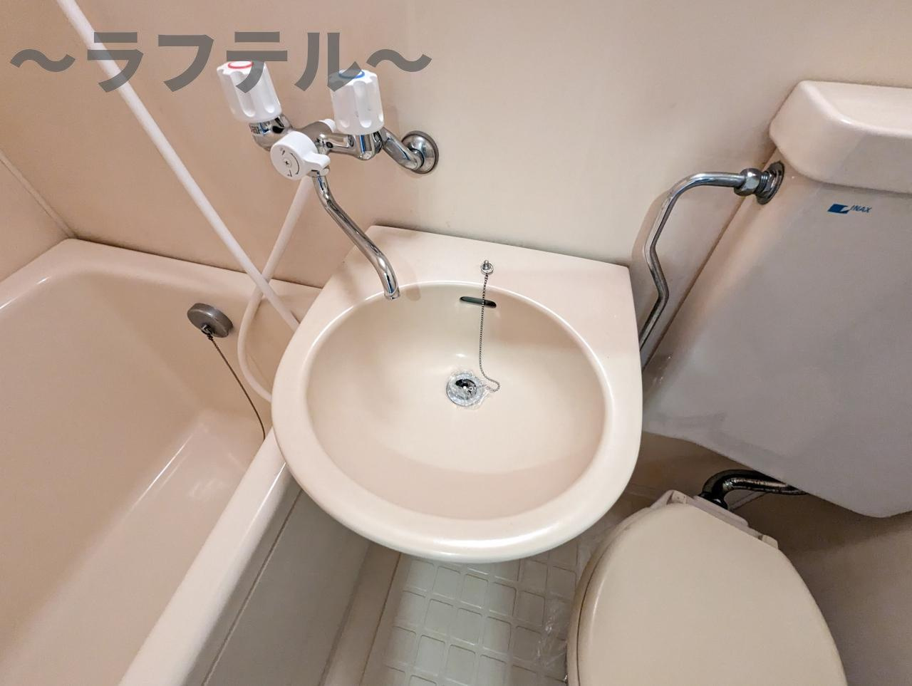 Reno所沢の洗面所|別部屋イメージ写真