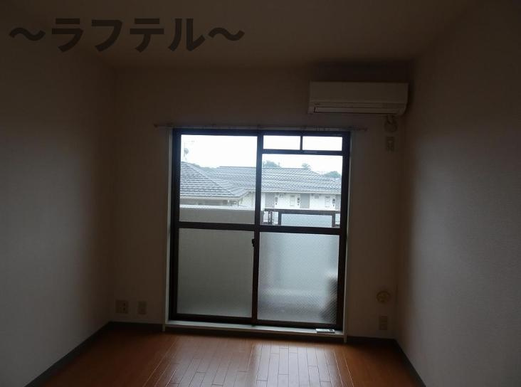 アミティ三ツ木の洋室