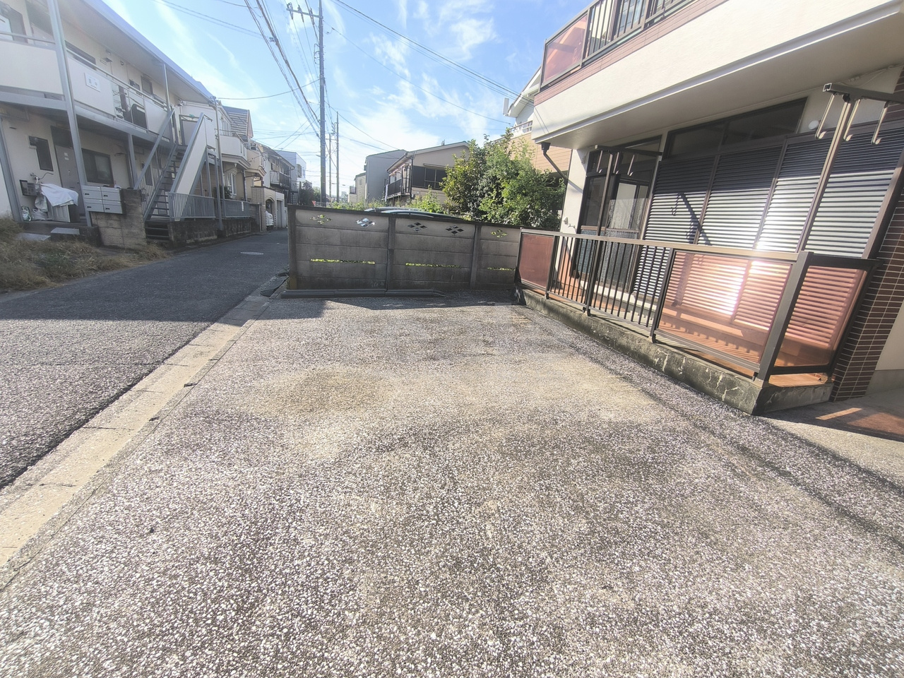 練馬区関町南３丁目のアパートの駐車場