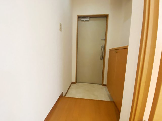 グレイスヒルズ　B棟の玄関