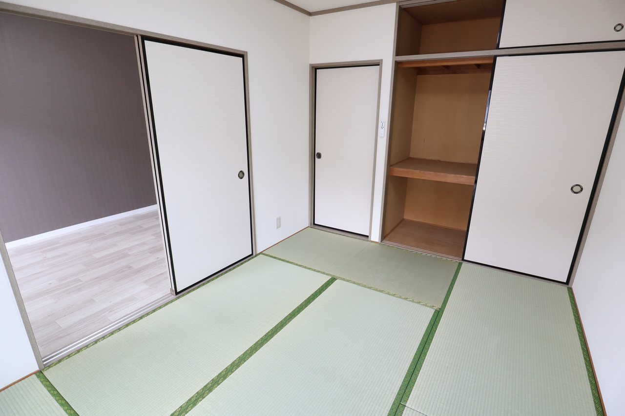 シャンクレール壱番館の和室