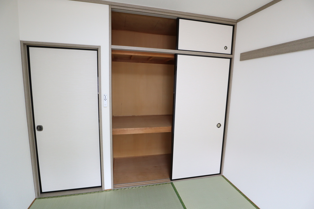 シャンクレール壱番館の収納