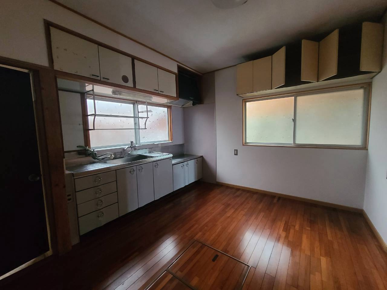 七条１丁目戸建の居間・リビング