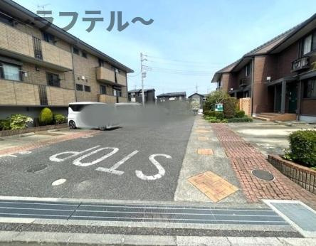 モンソレーユ　Cの駐車場