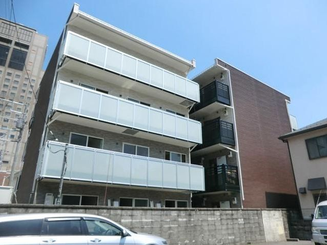 ＪＨＫ浦和仲町の外観|☆鉄骨造４階建てマンション！外観です。☆
