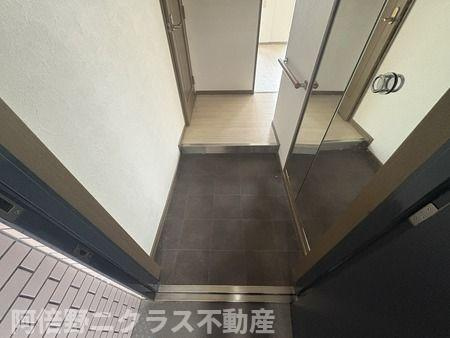 プレシャスUSの玄関