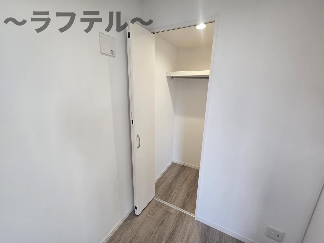 robot home 航空公園の収納|同メーカー施工　別部屋イメージ写真