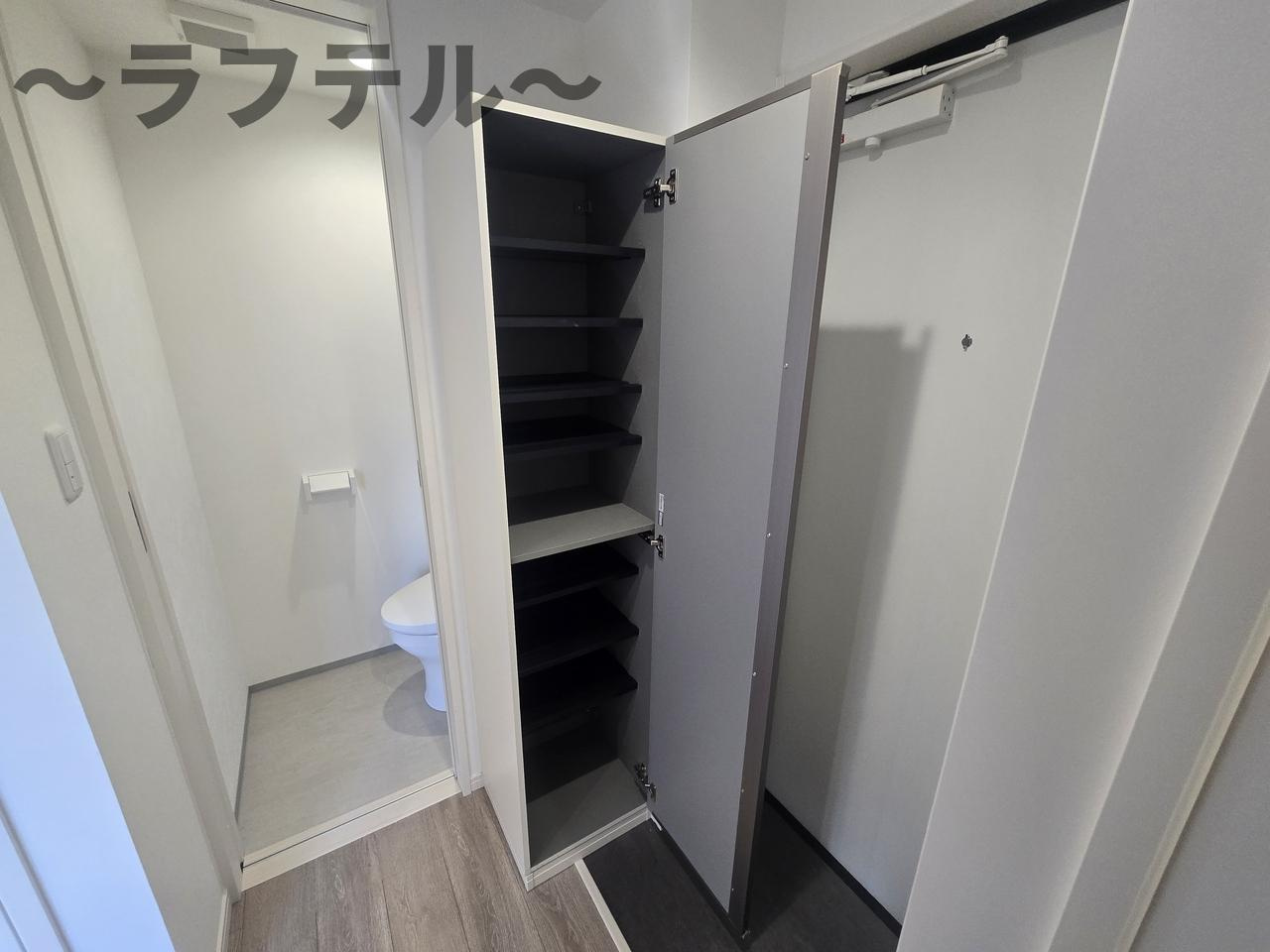 robot home 航空公園の収納|同メーカー施工　別部屋イメージ写真