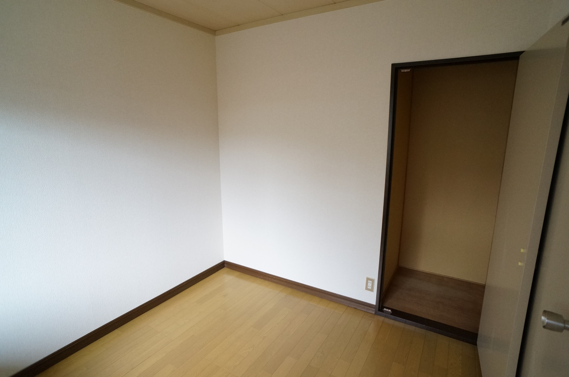 尺土グリーンヴィレッジＢの収納