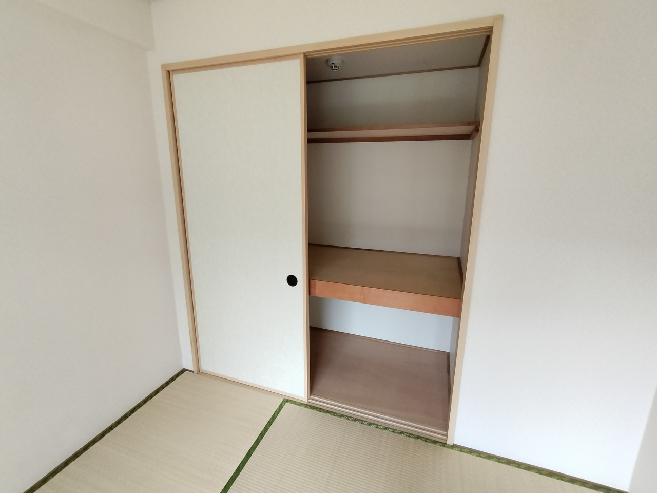 タカーラ・ハーヴェスト弐番館の収納|別部屋イメージ写真