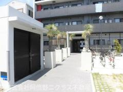 グランパシフィック長橋のエントランス