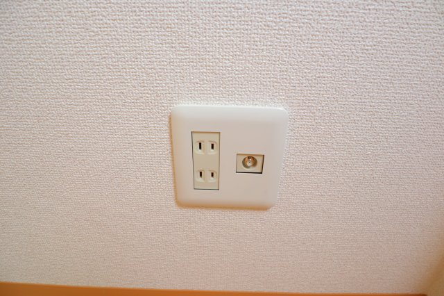 諏訪東生駒ビルの設備