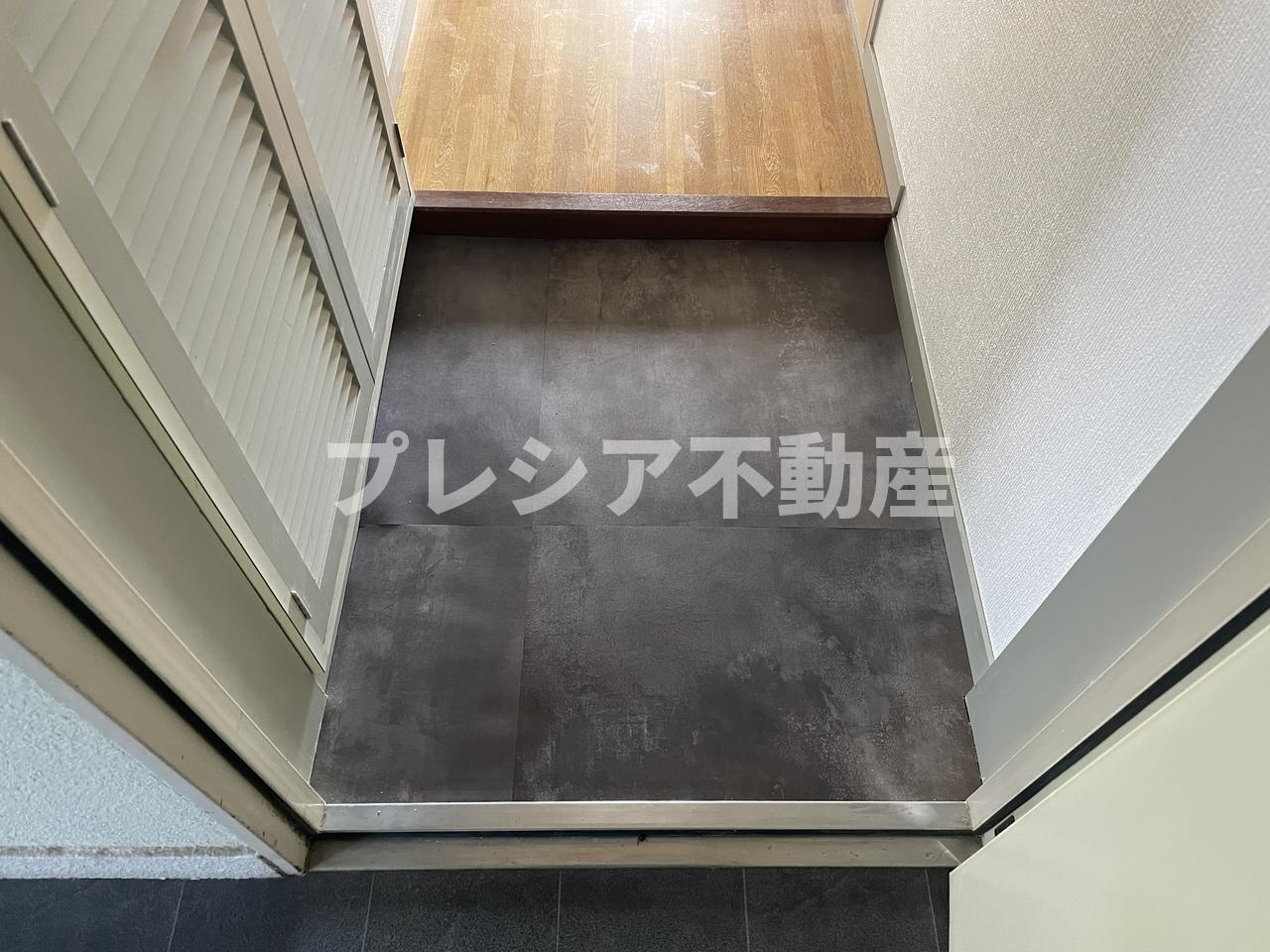スリージェ甲子園口Ⅰの玄関