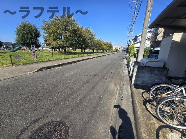 リバーパークの周辺