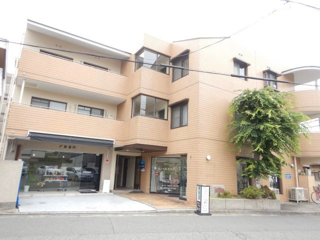 ドルチェ武庫之荘店舗・事務所の外観|きれいな外観です