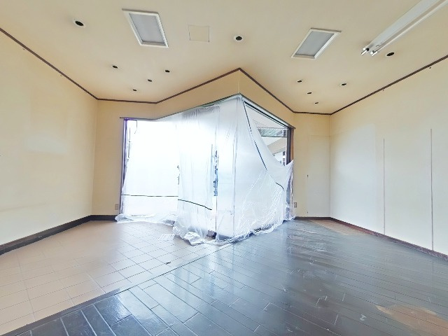ドルチェ武庫之荘店舗・事務所のロビー