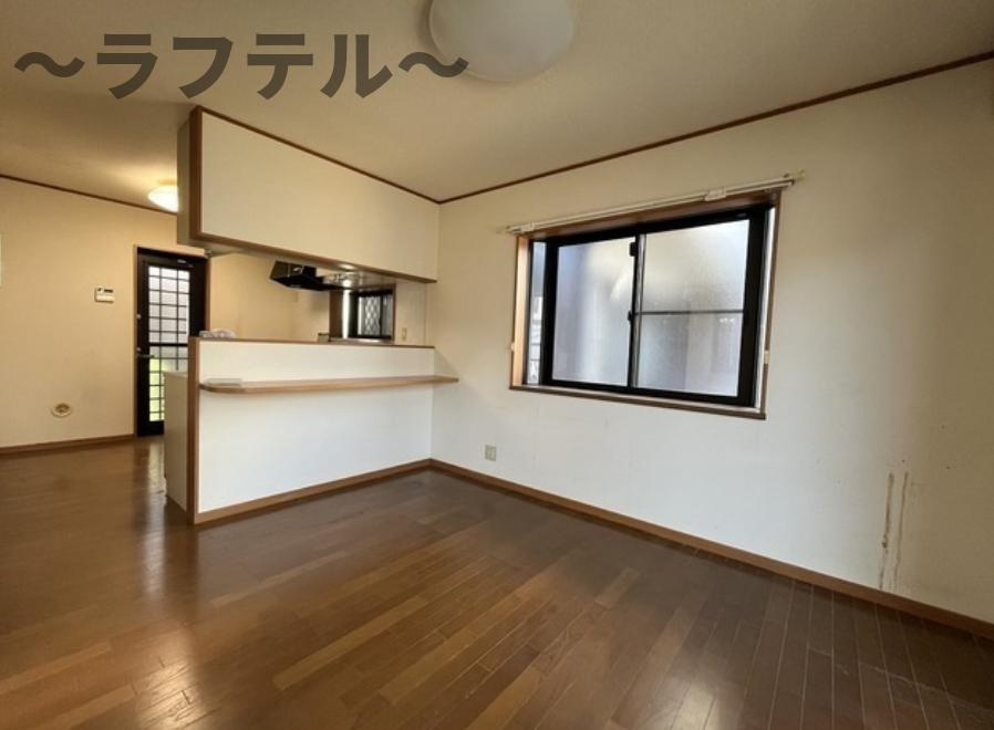 狭山戸建の居間・リビング