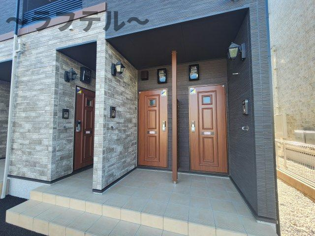 ヒカルサ狭山広瀬台フロントのエントランス