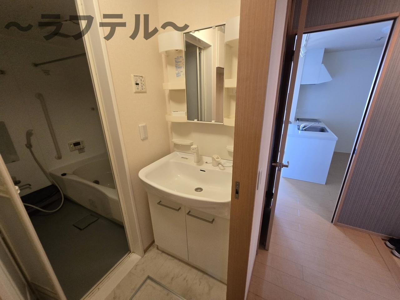 モンソレーユ　Ａの独立洗面台