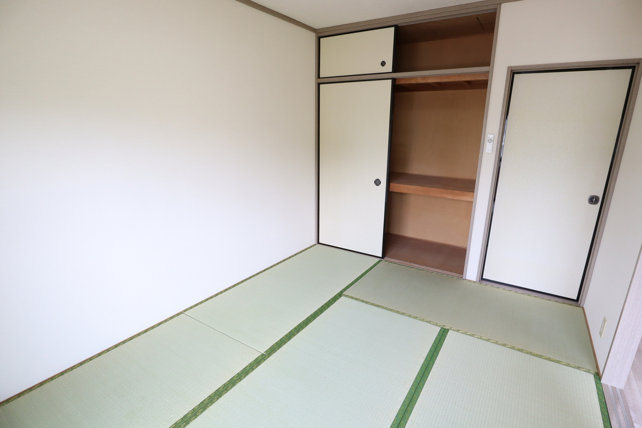 シャンクレール壱番館の和室