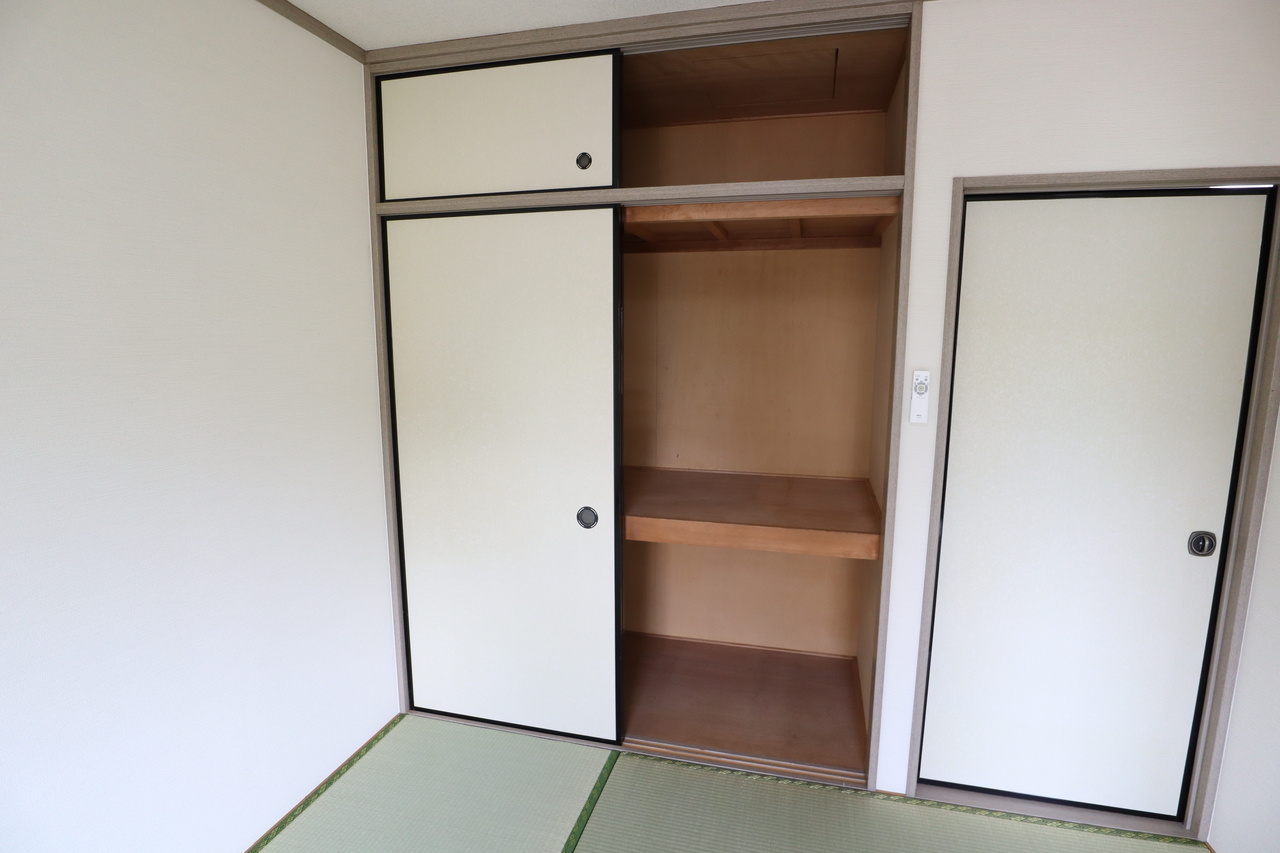シャンクレール壱番館の収納