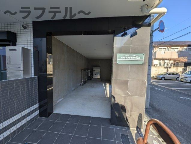 ピアコートTM新所沢壱番館のエントランス