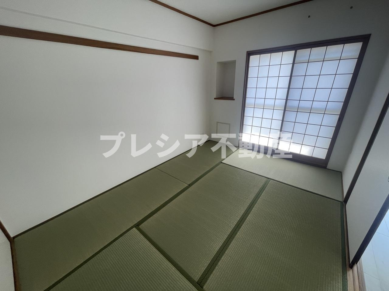 リーヴェンス甲子園口の和室