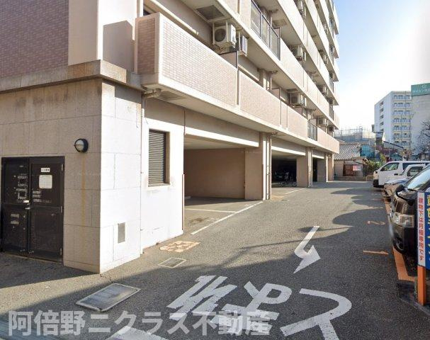 イーストコーストヴィラの駐車場