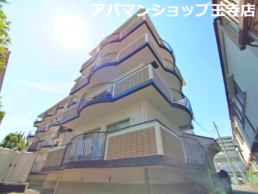エンブレム王寺の外観