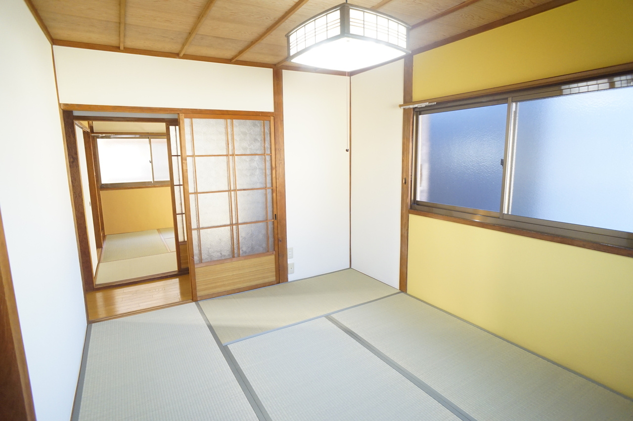 俵口町貸家の和室