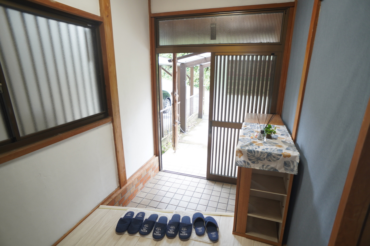 王寺舟戸3丁目戸建の玄関