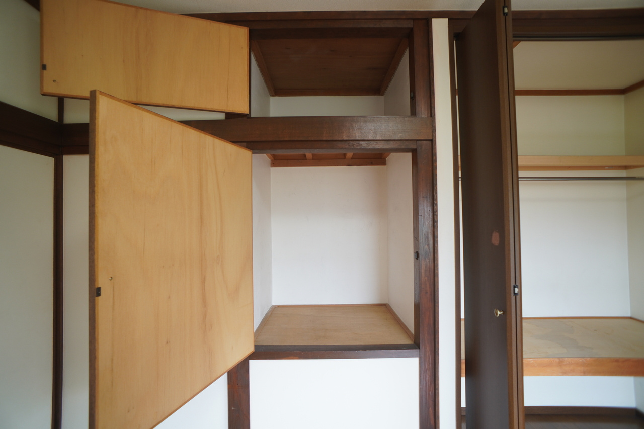 王寺舟戸3丁目戸建の収納