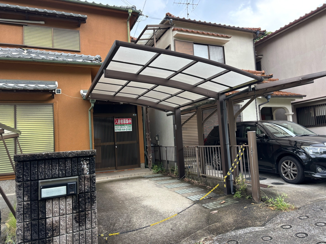 王寺舟戸3丁目戸建の駐車場