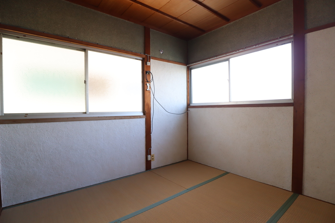 額田部北町戸建の和室