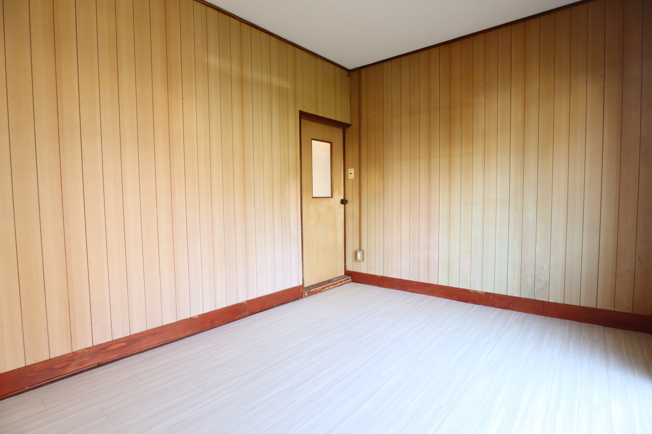 額田部北町戸建の内装
