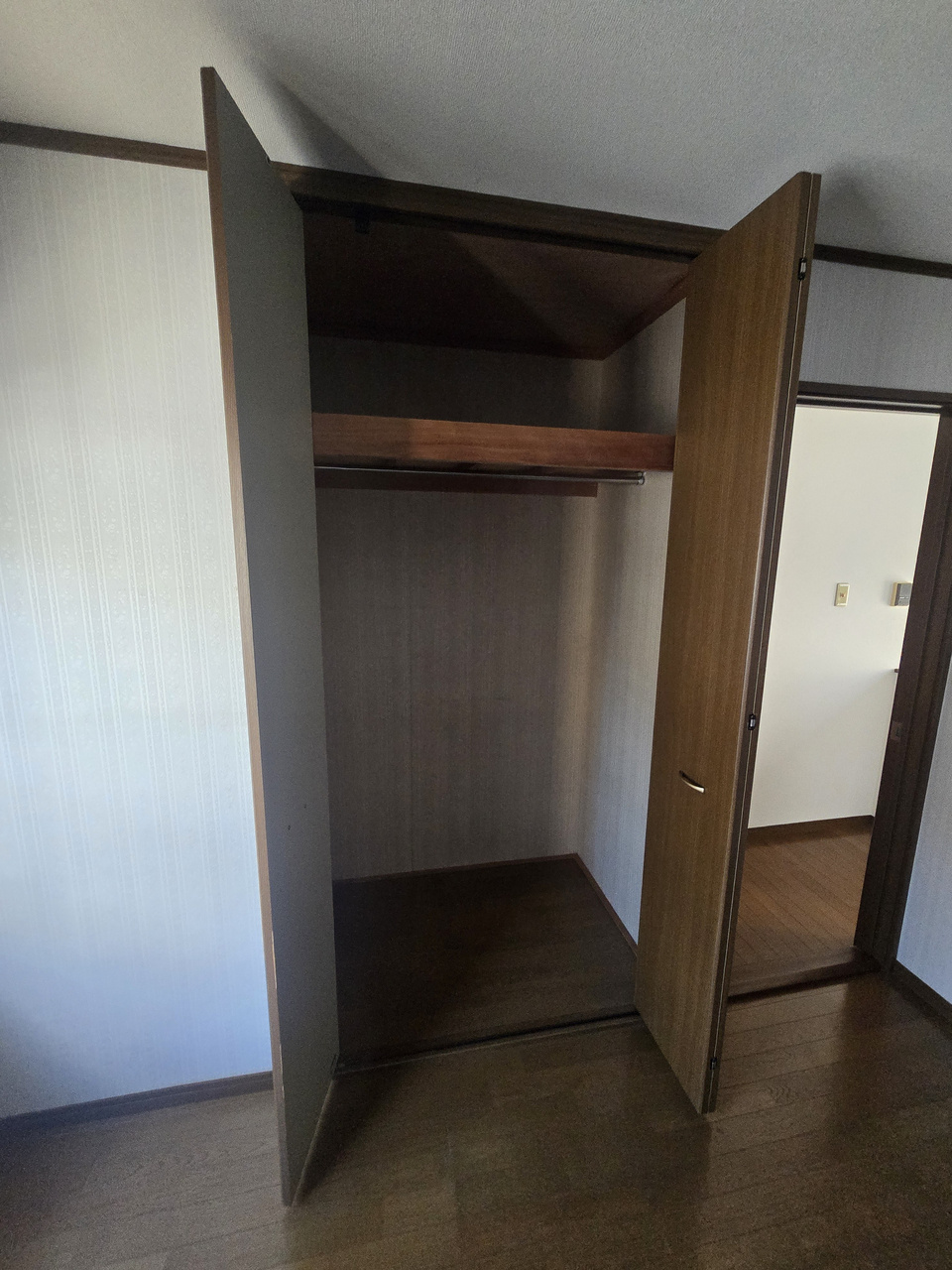 下藤沢563-7貸家の収納