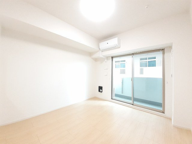 橿原市葛本町の賃貸マンションの内装