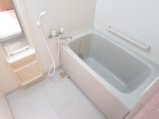 グランシエロ川口本町の浴室|別室参考写真です